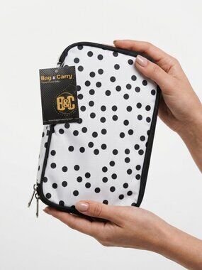 NWT Chic Polka Dot Travel Jewelry Organizer